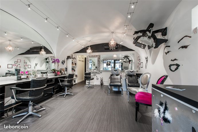  Hairdressing Job offer Coiffeur mixte (H/F)