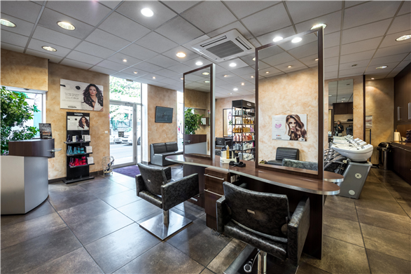  Hairdressing Job offer Coiffeur(se) CDI