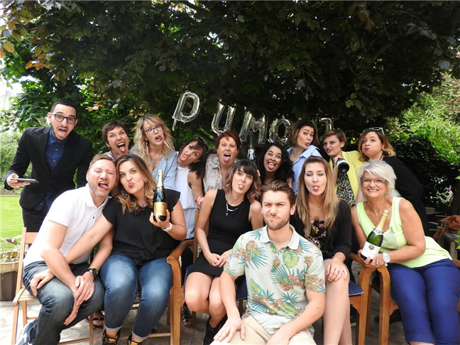 Empleo ofrezco Peluquería Coiffeur(se) confirmé(e) WANTED