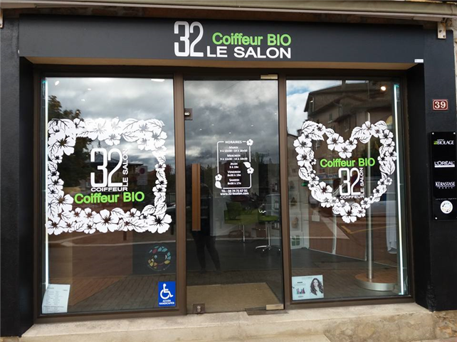  Hairdressing Job offer  MANAGER COIFFEUR/SE