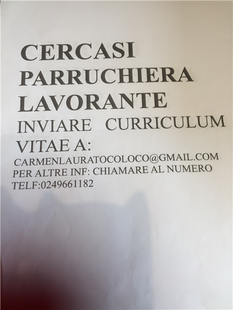  Hairdressing Job offer Cercasi parrucchiera lavorante 