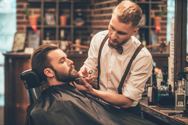  Hairdressing Job offer Parrucchiere qualificato per uomo barbiere 
