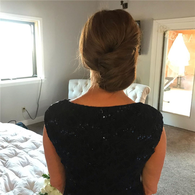 The mother of bride hairstyles  