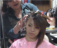 1 Acconciatura : Maries Beautysalon..