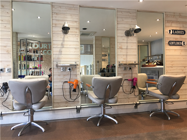 Hair salons Court métrage coiffure